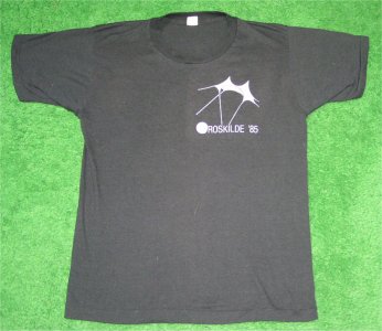 Fichier:1985-06 - Copenhague - Roskilde Festival - T-Shirt Crew (Front).jpg