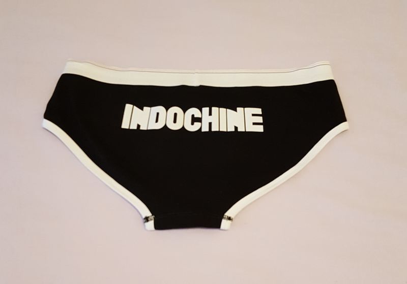 Fichier:Culotte Boyfriend version 1 - derrière.jpg