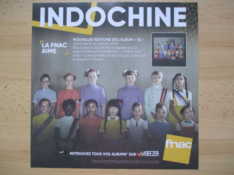 Fichier:13 (album) - Repress Album PLV Fnac Photo.jpg