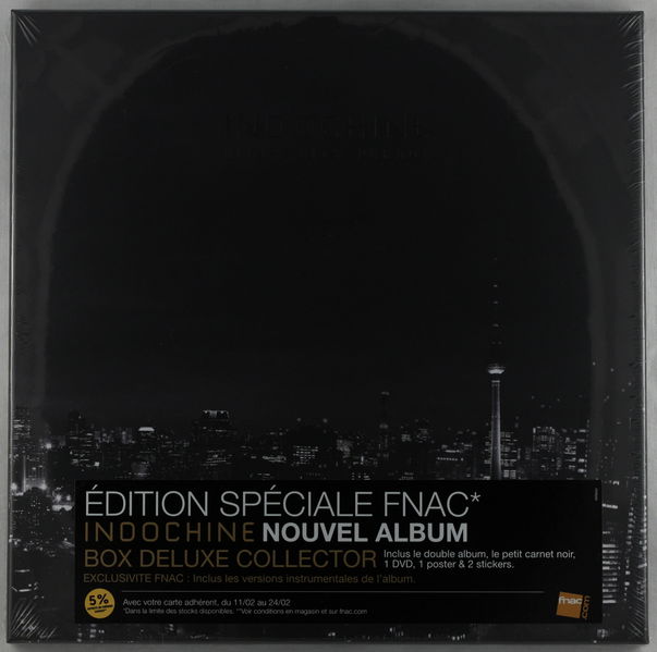Fichier:Sticker Box fnac Black city parade.jpg
