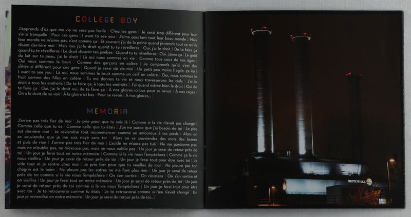 Fichier:Livret 3 2DP Black city parade.jpg