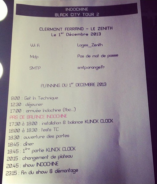 Fichier:2013-12-01 - Clermont-Ferrand - Le Zénith D'Auvergne - Planning Technique.jpg