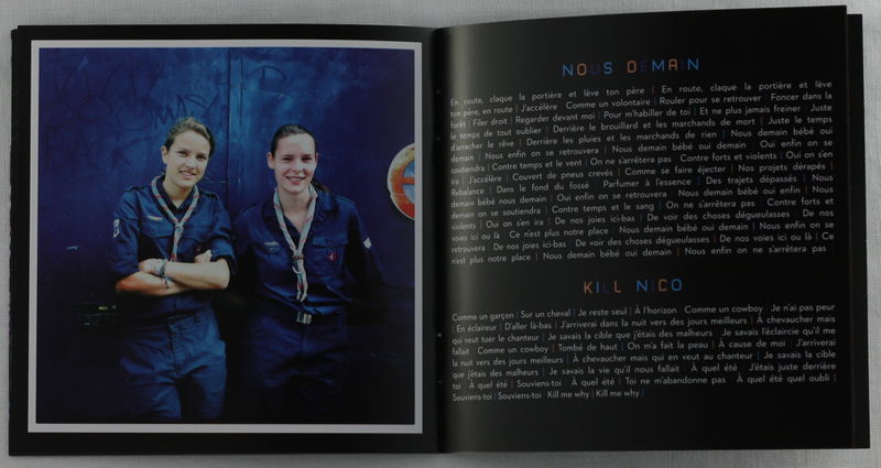 Fichier:Livret 8 CD Black city parade.jpg